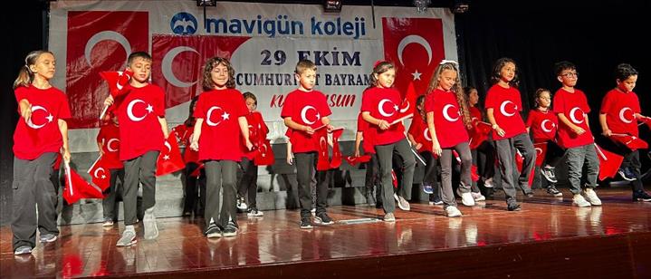 MAVİGÜN'DE 101.YIL COŞKUSU